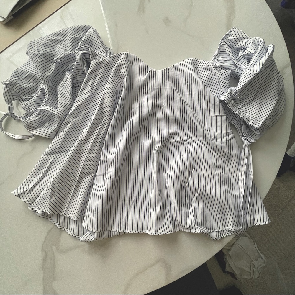 Windsor | Striped Off-the-Shoulder Top